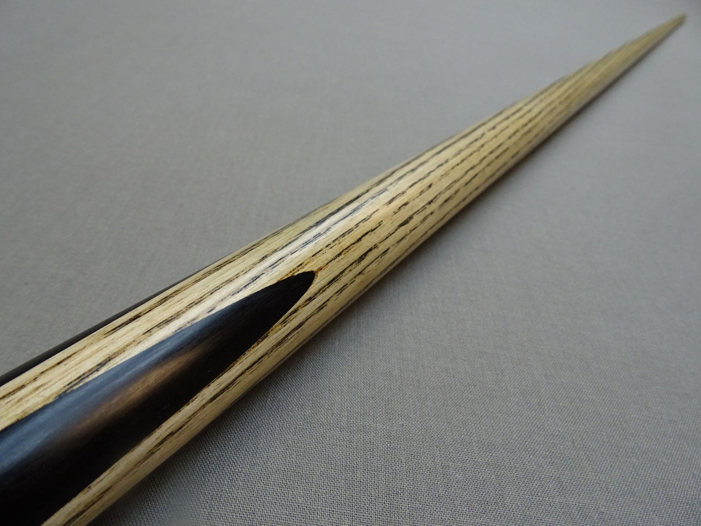 GBL Special 001 XS – 1-Piece Ash Snooker Cue (9.25mm with Century G5 fitted, Titanium Ferrule, 58", 18.5oz)